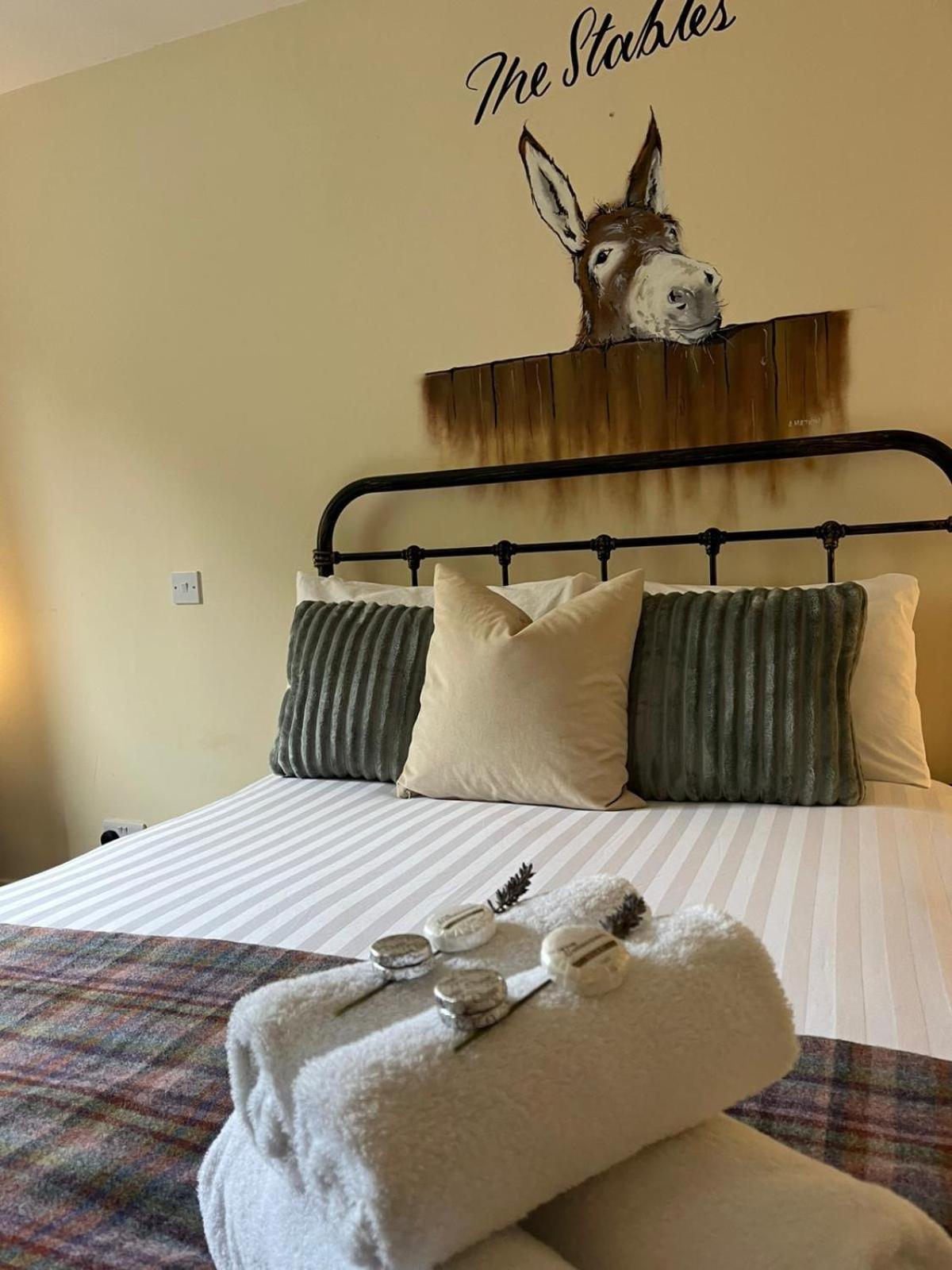 Farmyard Inn Youlgreave Kültér fotó